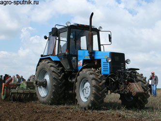 Российские аграрии выбирают отечественную сельхозтехнику